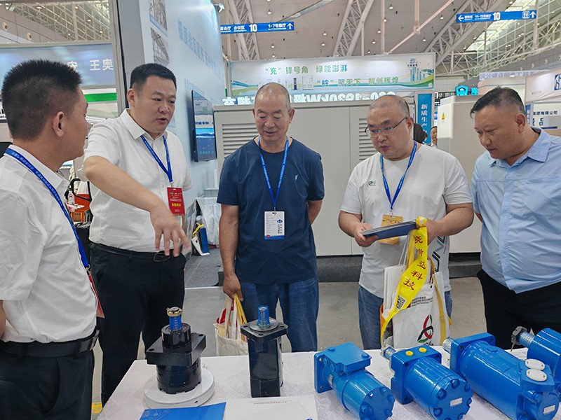 0718賦能礦業未來！盛源工業在2025新疆煤炭工業博覽會上展現技術硬實力（伏科錦  王為剛）