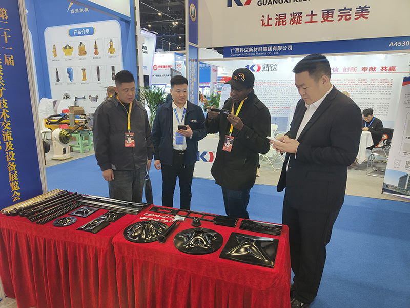 1029山東盛源亮相國際煤炭采礦展，以創(chuàng)新實(shí)力鏈接全球礦業(yè)合作新機(jī)遇（郝曉霞 孫魯寧）