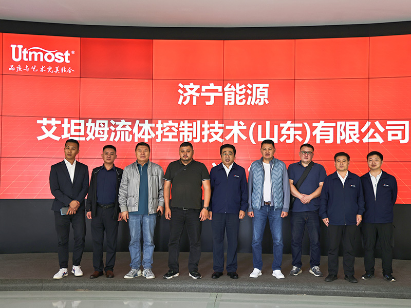 1015跨國(guó)攜手覓新機(jī)！哈薩克斯坦客戶考察盛源公司，共啟合作新篇(郝曉霞 )